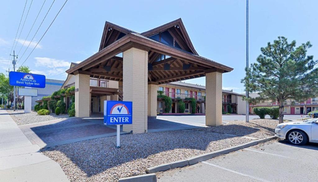 Days Inn By Wyndham Albuquerque Northeast Exterior photo