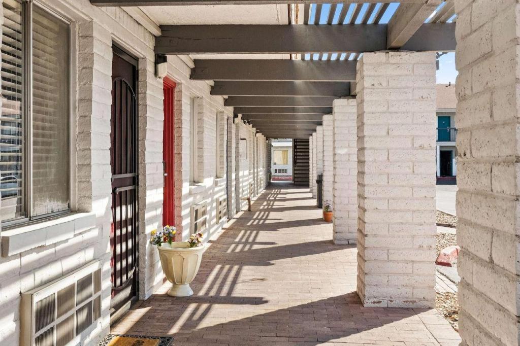 Days Inn By Wyndham Albuquerque Northeast Exterior photo